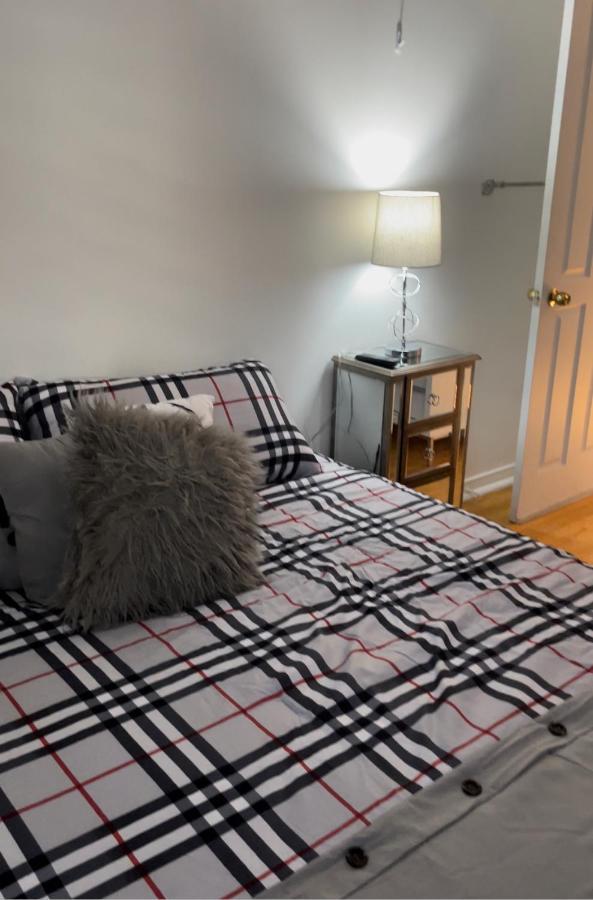 Auberge Et Bistro Namaste Lachute Luaran gambar