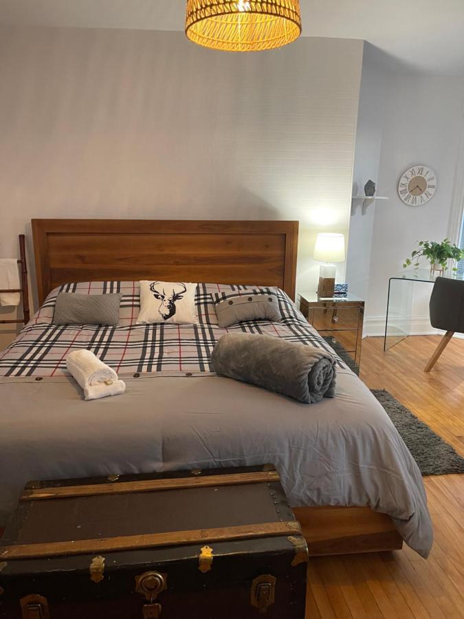 Auberge Et Bistro Namaste Lachute Luaran gambar
